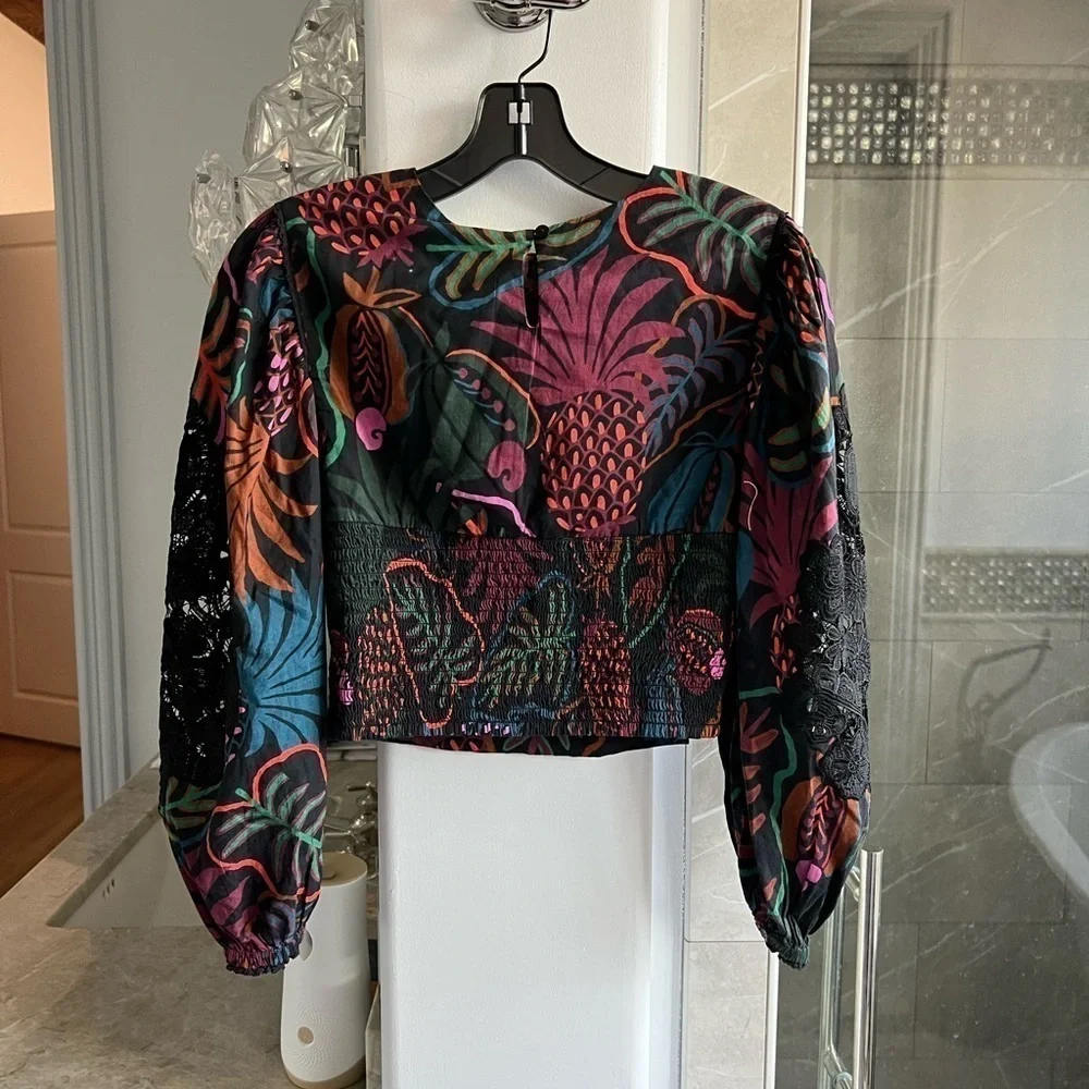 FARM RIO Frutis Dream Balloon-Sleeve Blouse - Picture 9 of 15